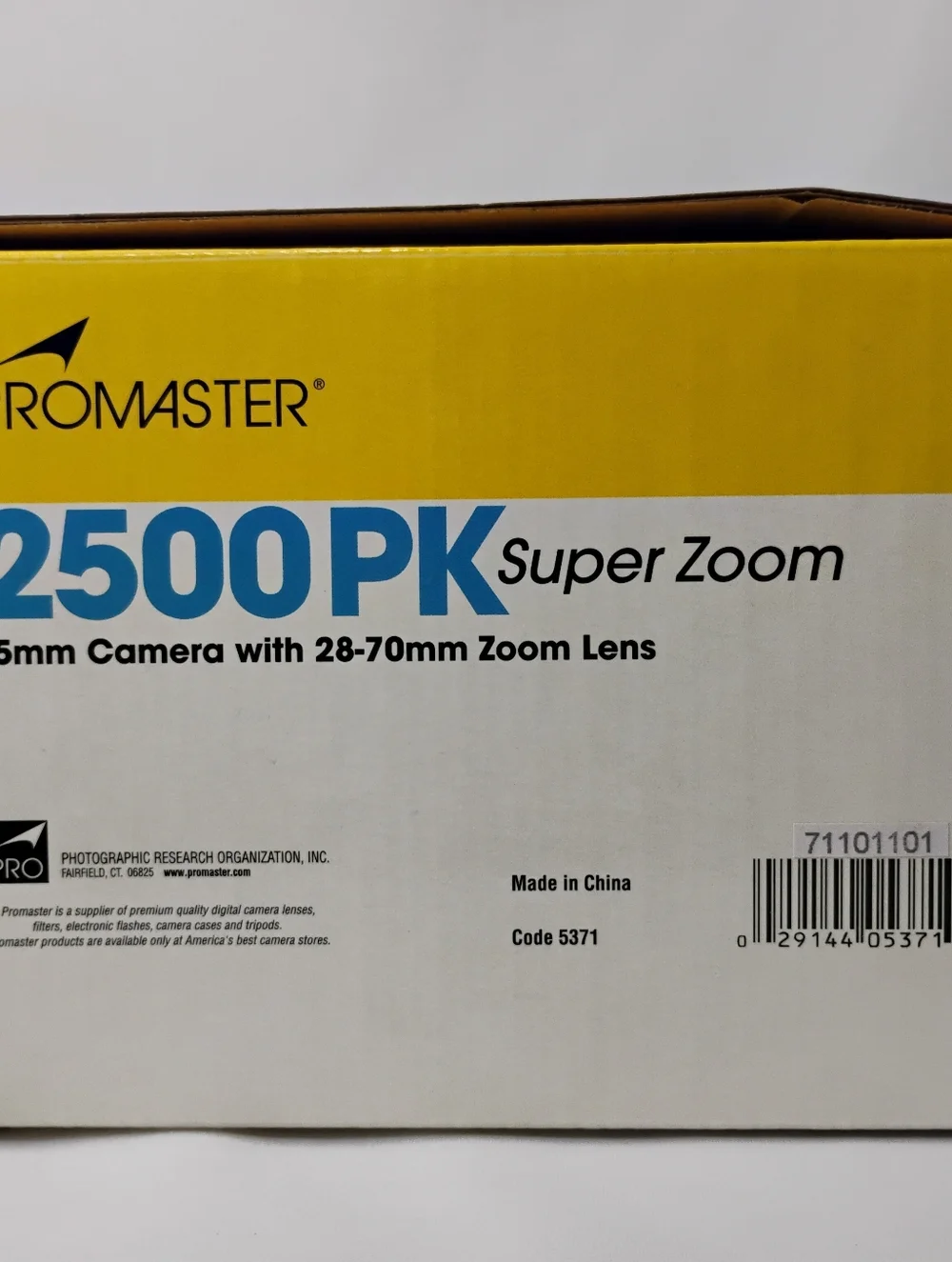 (NO CAMERA) Promaster 2500PK 35mm Super Zoom Box + Strap Lens Cap Eyepiece Cover